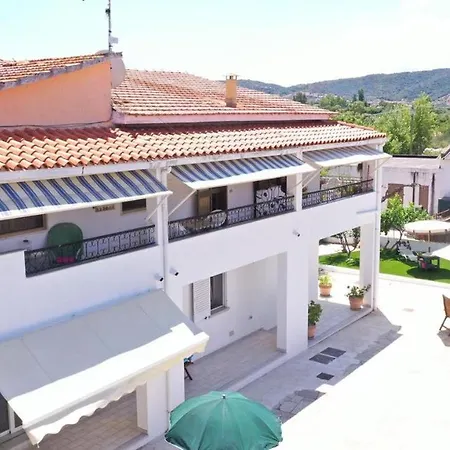 Le Case Di Helga Budoni Exterior photo